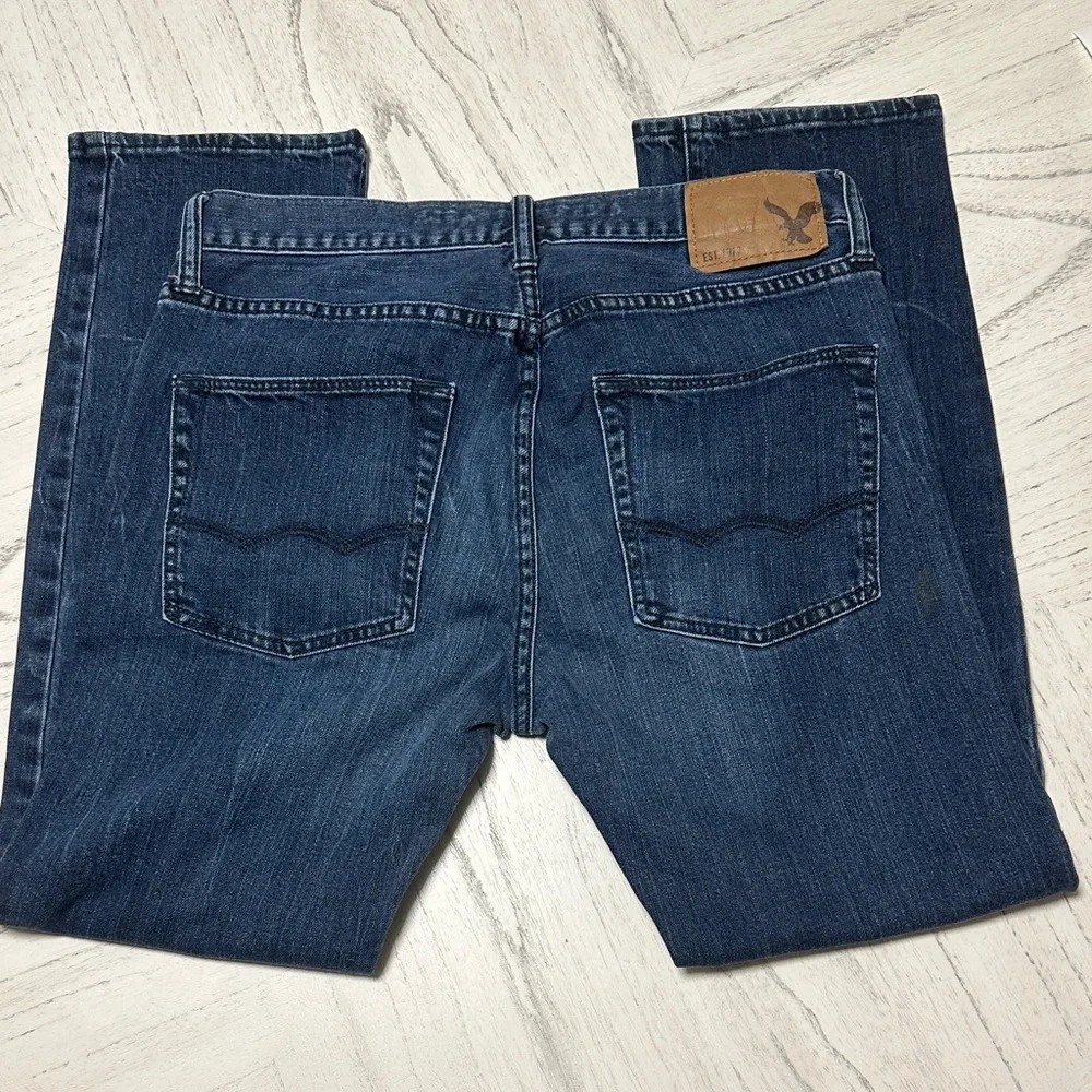 American Eagle Outfitters Classic Indigo Jeans - Picture 2 of 4